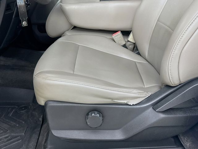 2019 Oxford White Ford Super Duty F-350 SRW XL 4X4 Truck