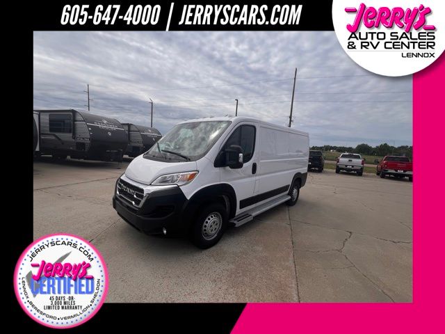 2025 RAM ProMaster 2500 Tradesman 136 Low Roof Cargo Van FWD