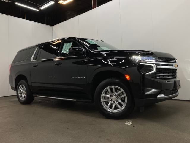 2023 Chevrolet Suburban LT