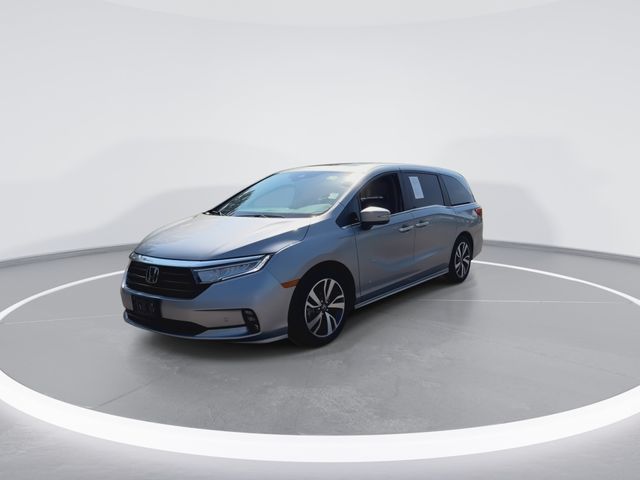Used 2023 Silver Honda Touring image 4