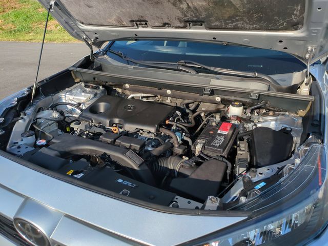 Used 2020 Silver Toyota LE image 33