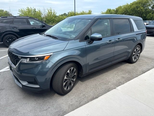Certified Used 2024 Blue Kia EX image 5