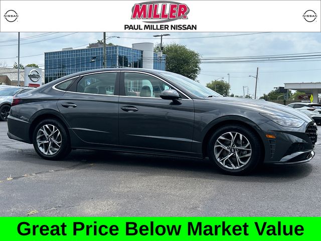 Portofino Gray 2023 Hyundai Sonata Sedan Front-Wheel Drive 8-Speed Automatic