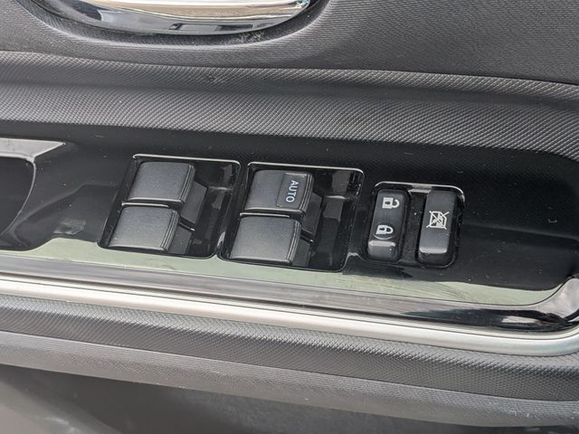 2018 Toyota Prius c - Image 15