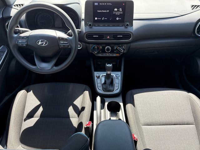 Used 2023 White Hyundai SEL image 11