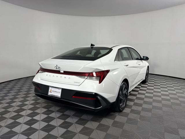 New 2025 Hyundai Elantra For Sale in Indianapolis, IN