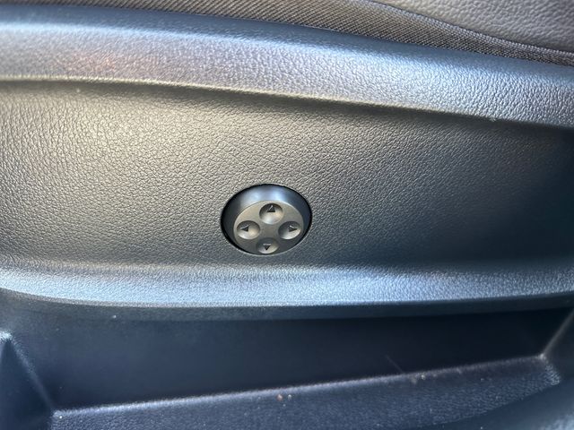 Used 2023  Mercedes-Benz GLA 250 image 20