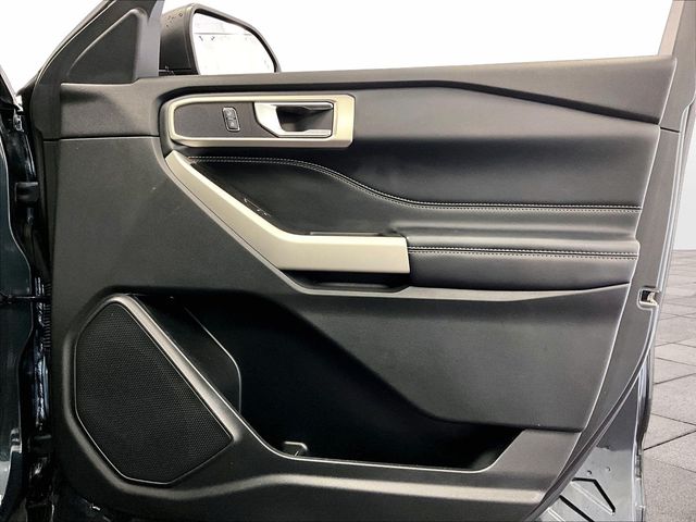2022 Ford Explorer XLT Blue at South Hills CDJR
