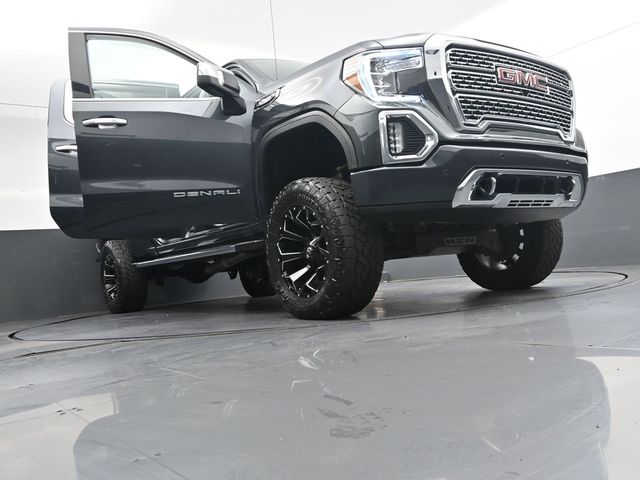 Used 2021  GMC Denali image 38