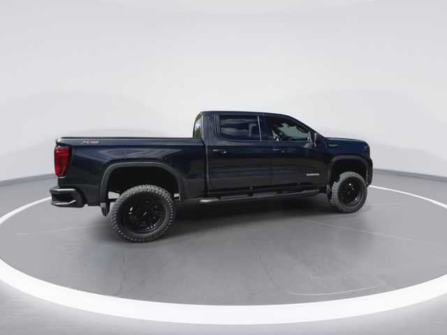 Used 2024 Silver GMC Elevation image 12