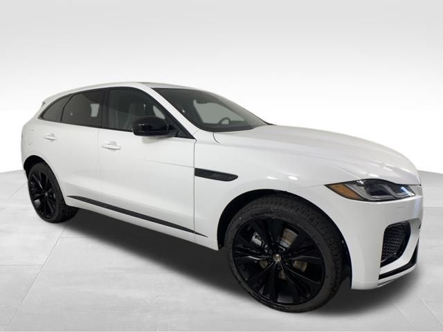 2024 Jaguar F-PACE P400 R-Dynamic S 12