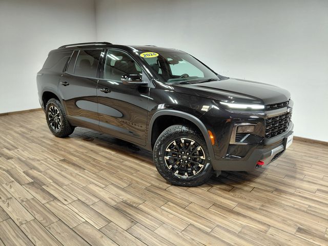Mosaic Black Metallic 2026 Chevrolet Traverse Z71 AWD SUV / Crossover Four-Wheel Drive 8-Speed Automatic