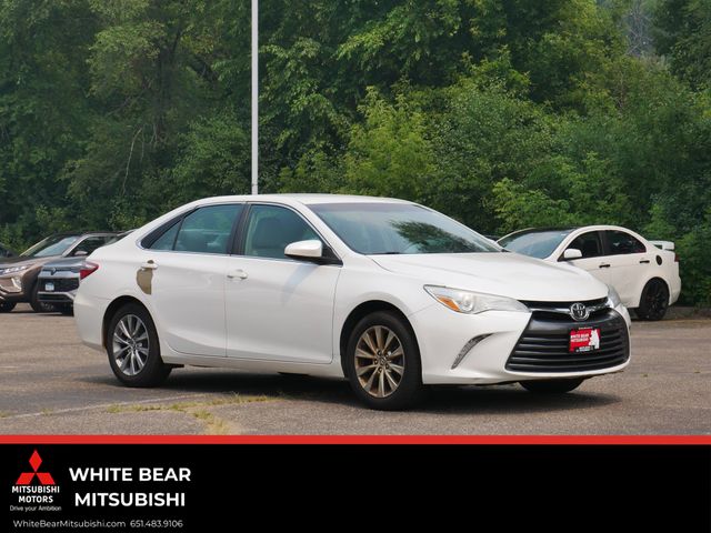 White (Blizzard Pearl) 2015 Toyota Camry Sedan Front-Wheel Drive 6-Speed Automatic