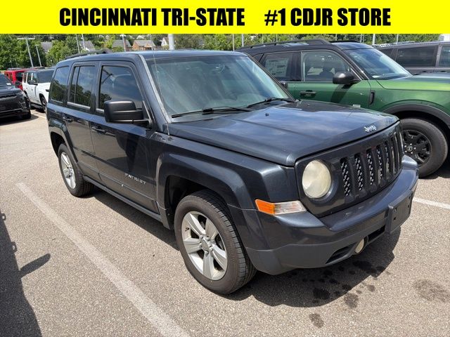 Gray (Maximum Steel Metallic Clearcoat) 2014 Jeep Patriot Latitude SUV / Crossover Front-Wheel Drive 6-Speed Automatic
