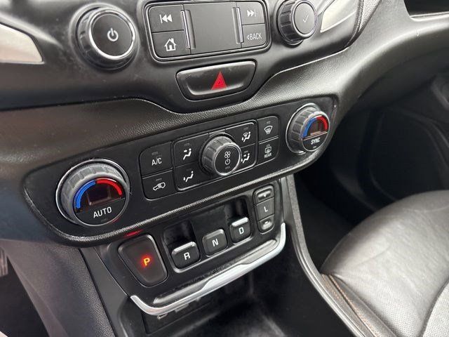 2021 GMC Terrain SLT photo