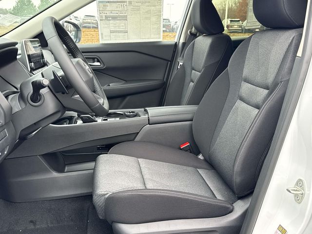 2026 Nissan Rogue SV - Photo 11