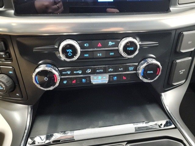 New 2025 White Ford Lariat image 21