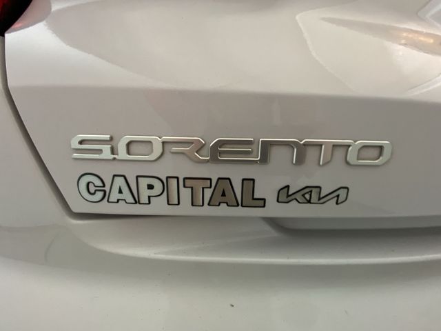 Used 2023 White Kia SX image 28