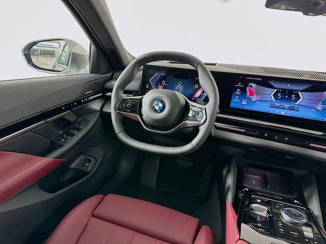 2025 BMW 5 Series 530i xDrive 24