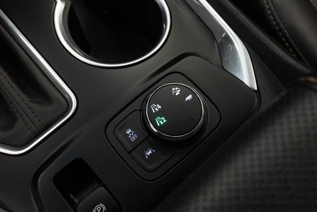 Used 2020 Chevrolet Traverse SUV