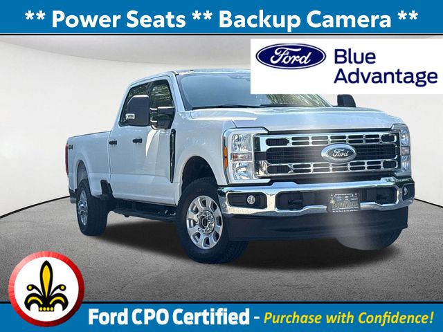 Oxford White 2024 Ford F-250 Super Duty Pickup Truck Four-Wheel Drive Automatic
