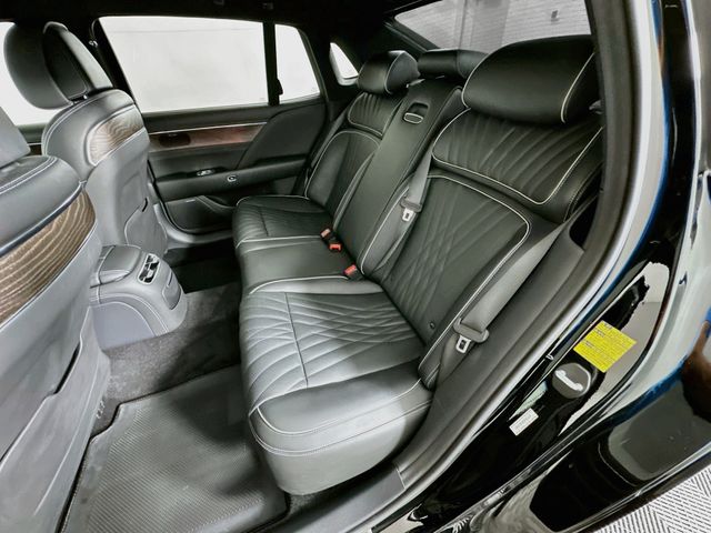 Thumbnail: 2023 Genesis G90 - 25