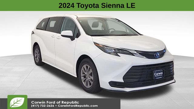 2024 Toyota Sienna LE 8-Passenger FWD