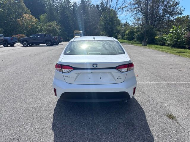 Certified Used 2025 Beige Toyota LE image 4