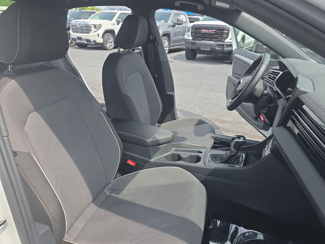 Used 2025 White Volkswagen 1.5T Sport image 11