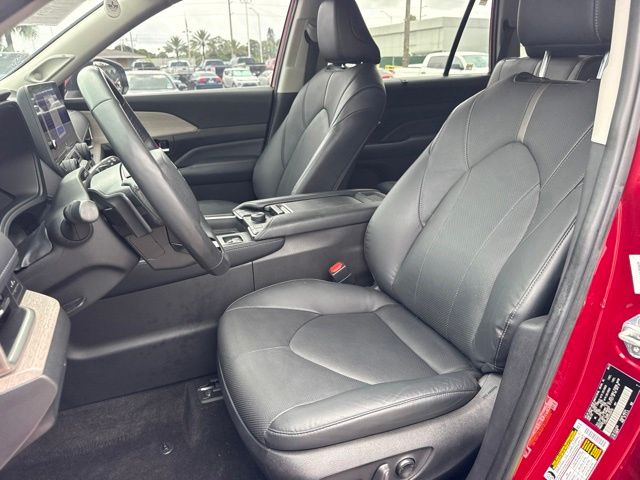 2024 Toyota Highlander - $48,888