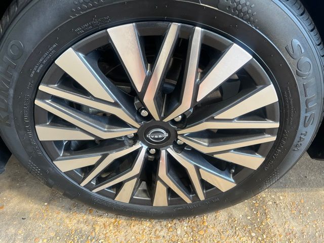 Used 2024 Nissan Altima Sedan
