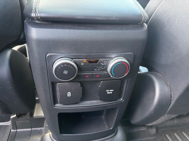 Used 2020 White Ford Limited image 10