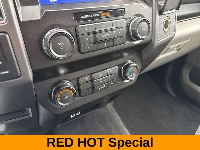 2020 Ford F-150 XLT photo
