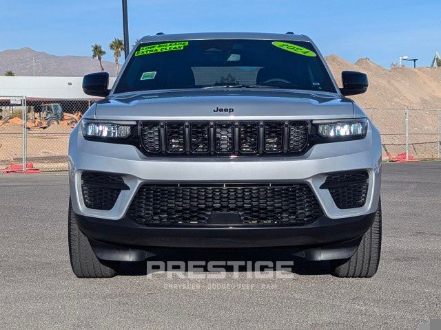 2024 Jeep Grand Cherokee Altitude 3