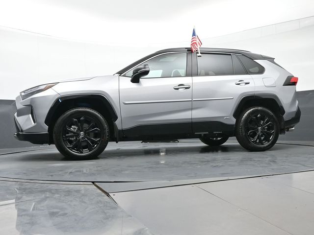 2024 Toyota RAV4 Hybrid XSE 33