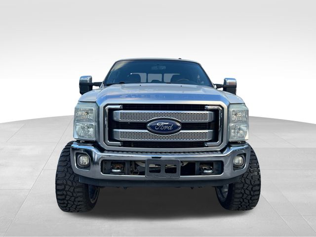 2014 White Platinum Clearcoat Metallic Ford F-250SD Platinum 4X4 Truck