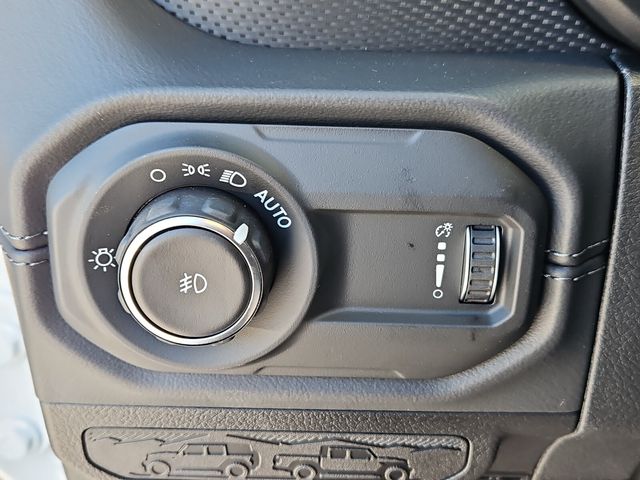 New 2026 White/off-white Jeep Rubicon image 23