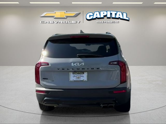 Used 2022 Gray Kia SX image 4