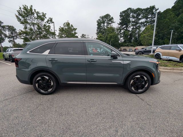 Used 2025 Kia Sorento Hybrid SUV