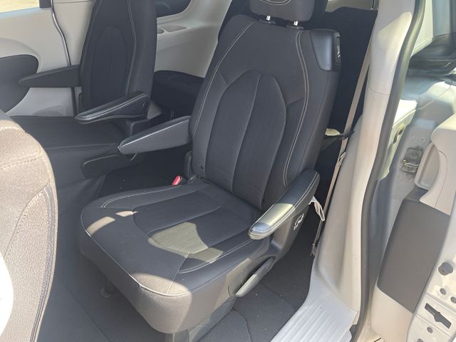 Used 2023 Chrysler Voyager Van
