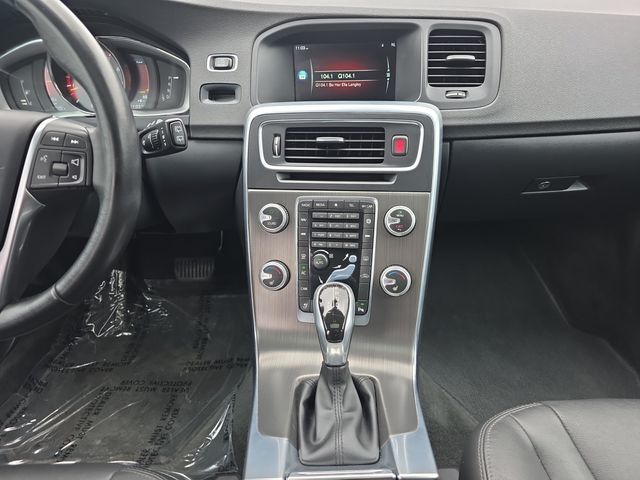 VolvoV6011