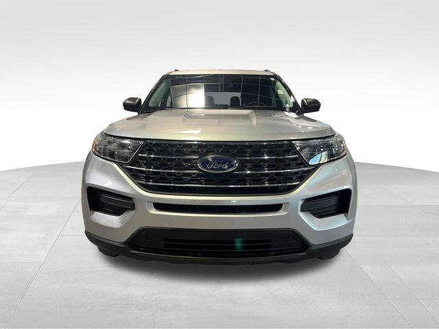 2024 Ford Explorer XLT Silver at Jones Ford