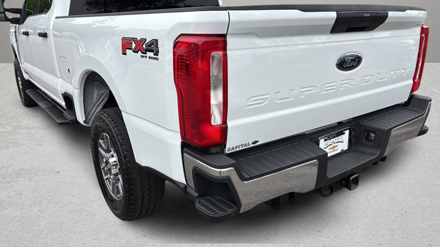 Used 2025 White Ford XLT image 34