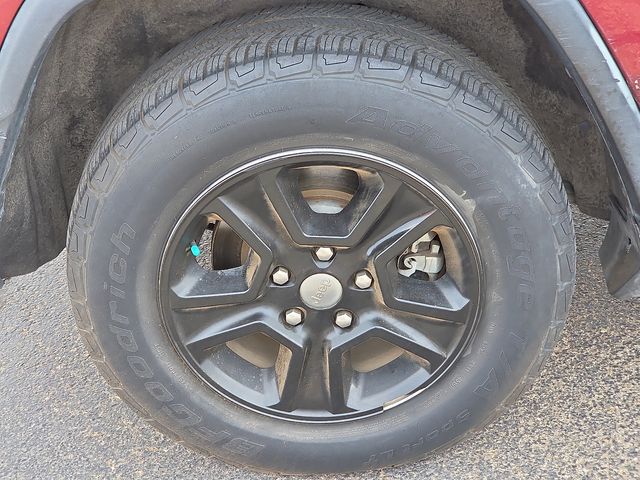 Used Car 2017 Jeep Grand Cherokee  Laredo For Sale Under $15,000 In Plainview, Texas