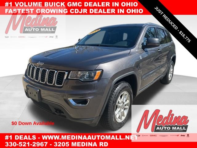Gray (Granite Crystal Metallic Clearcoat) 2019 Jeep Grand Cherokee Laredo E 4WD SUV / Crossover Four-Wheel Drive 8-Speed Automatic