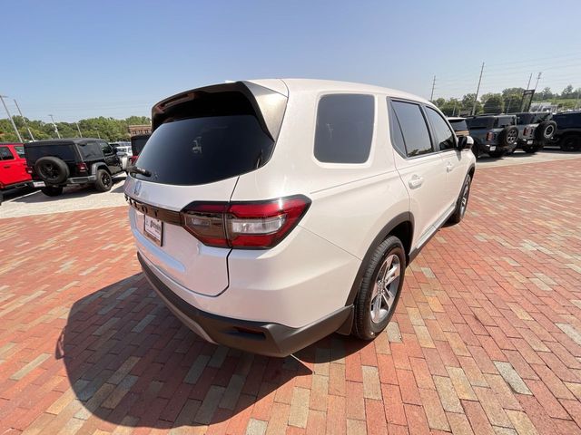 Used 2025 Honda Pilot SUV
