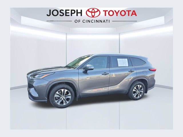 Magnetic Gray Metallic 2021 Toyota Highlander SUV / Crossover All-Wheel Drive 8-Speed Automatic