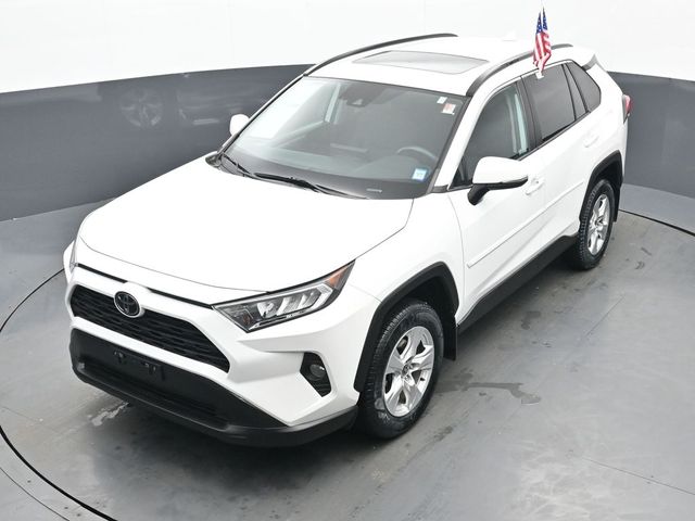 2021 Toyota RAV4 XLE 39