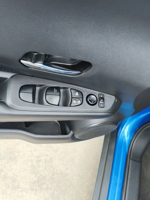 Used 2021 Nissan Kicks SUV