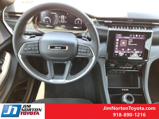 Used 2023 Jeep Grand Cherokee SUV